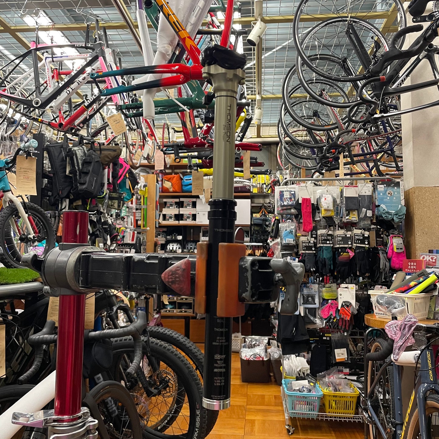 Elite Dropper Seatpost