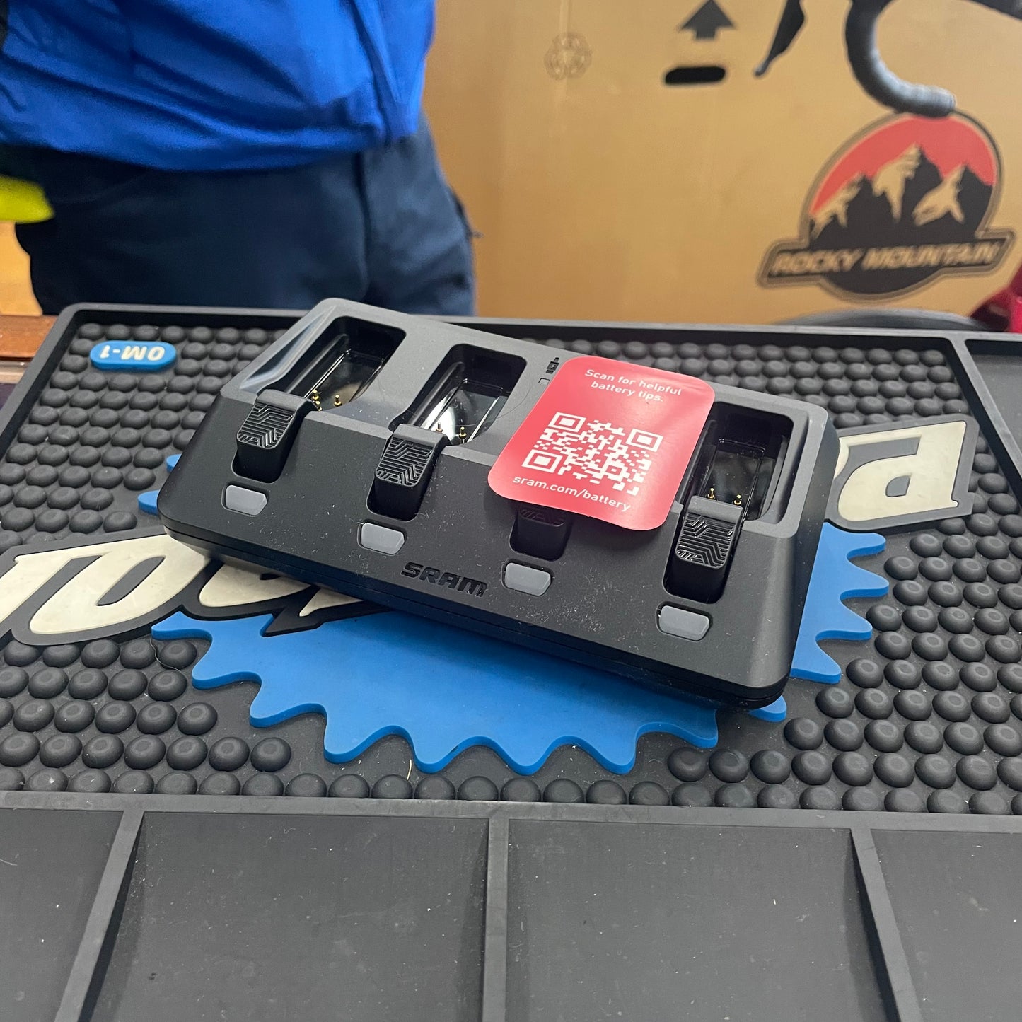 BATTERY Charger