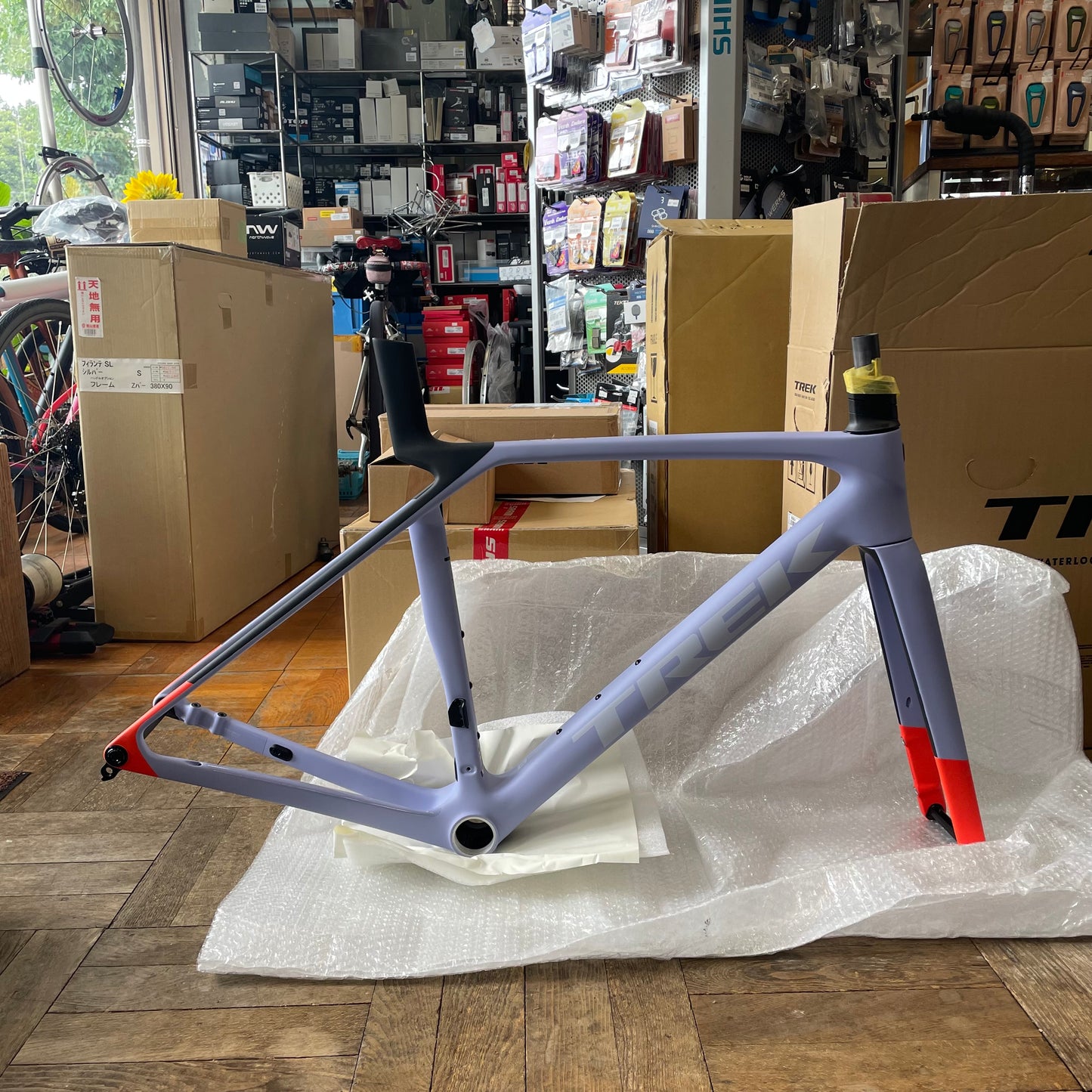 TREK MADONE SL Gen 8 Lavender FRAMESET - トレック マドンSL Gen8 フレームセット ラベンダー
